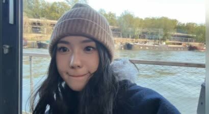 刘浩存晒生活随拍灵动俏皮