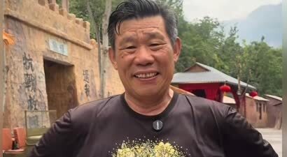 他是鬼子专业户，女儿因他演鬼子相亲被拒绝，愧疚直言对不住女儿