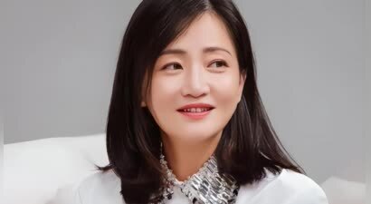 17岁影后沉寂十年，靠《再见爱人》翻红，47岁凭啥提名金鸡奖？