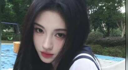 鞠婧祎晒日常随拍清纯温婉 回眸浅笑少女感满满