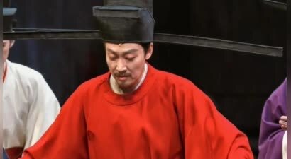 剧院回应辛柏青取消演出后续！狗仔却挑事了，曝辛柏青和友人聚会乱扔烟头