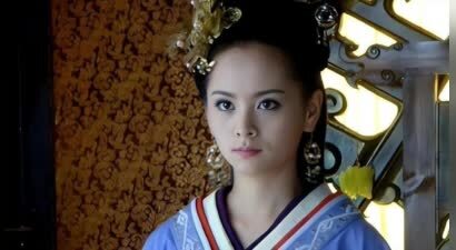 邓莎：嫁了富豪又控诉“丧偶式婚姻”，她能像黄圣依般翻红吗？