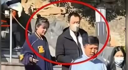 朱媛媛女儿罕露面，为妈妈祈福却被认错！17岁本本又高又瘦很朴素