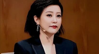 与刘烨离婚5年后，独自带着双胞胎儿子生活的她，会后悔吗