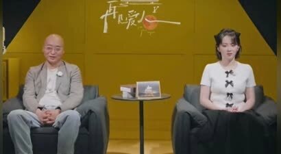 同样嫁给豪门总裁，42岁黄圣依与39岁邓莎对比，这巨大差距太扎心