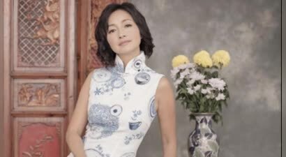 55岁港姐李绮虹近况曝光，移居加拿大21年转行做护士，称想念香港