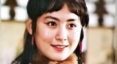 她因拍戏发胖变丑，嫁给了绝世好男人，如今59岁儿孙承欢膝下