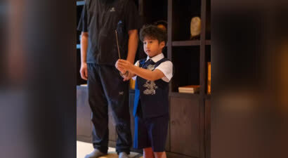 邹市明6岁儿子真硬核！拜师少林寺获法名“释恒一”