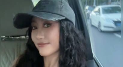 陈粒演出遇耳机爆炸事故 宣布将开始减少舞台工作