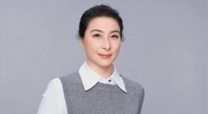 摊牌了！结婚13年，郭晶晶再次迎来喜讯，原来霍震霆当年没说错