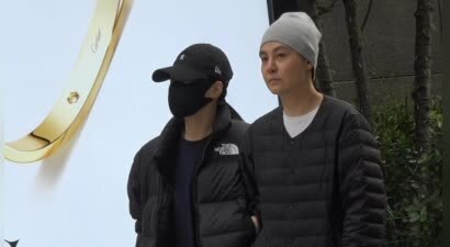 关系藏不住？阿娇和“女版陈冠希”亲密牵手，原来一切早有预兆