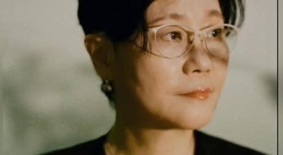 与张艺谋陈凯歌齐名，同为第五代导演中坚力量，一手捧红周迅陈红，她为何难以再“红”？