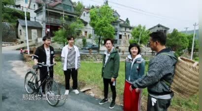 《向往8》收官录制，刘宪华归队6人首次合体，回忆杀能换回收视率？