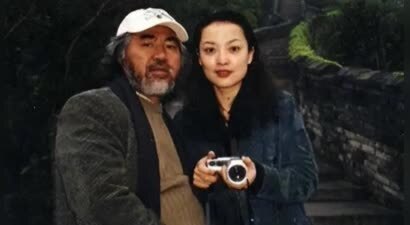 墙倒众人推！正妻麻烦不断，前妻火上浇油，张纪中搬起石头砸自己脚