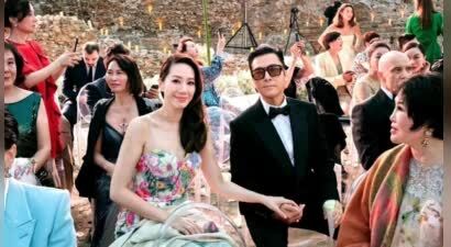 甄子丹夫妇参加婚礼，汪诗诗换3套礼服抢风头，任达华一家很低调