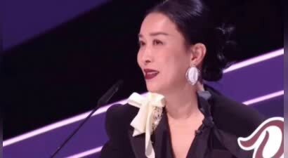 那英直播太敢说！当场质疑票数，晚宴坑宋佳飙高音，内娱就服她