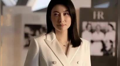 央视对郭晶晶的称呼变了，三字之差释放强烈信号，霍震霆说对了