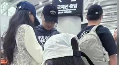 54岁汪峰离婚2年后有新情况，新恋情曝光，章子怡或许都看傻眼了