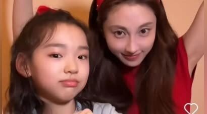 张小婉和小酒窝合拍等于“拥有9岁的管乐”！网友：不夸张，简直是一模一样