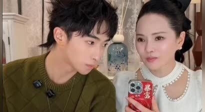 伊能静晒儿子恩利首个音乐节视频，发长文坦言：错过儿子毕业典礼，心里一直有种缺失感