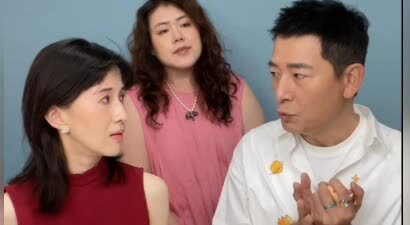 54岁戴军自曝“翻红了”！李静作证他真火了，每次开口都是名场面