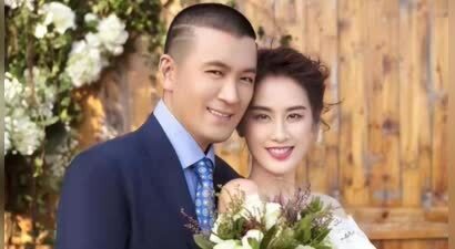 杨子黄圣依离婚后，意外揭开男方妈妈另一面，真是走了向太的老路