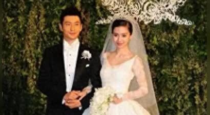 杨颖带儿子与黄妈妈聚餐！三人有说有笑，离婚后和前婆婆处成闺蜜