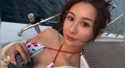 TVB女艺人分手后性感大解放，网友赞越来越有女人味