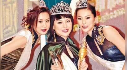 38岁华姐冠军朱璇罕露面，状态仍惊艳，淡出幕前嫁富二代已育两子