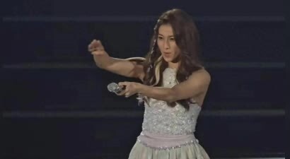 41岁前TVB花旦广州开演唱会，两届视帝惊喜现身开金口唱歌