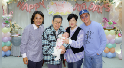 58岁TVB前艺人夫妇二胎百日宴，甜蜜告白：三位女士是我的幸福动力
