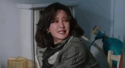 恋上已婚男，闪婚闪离，35岁嫁初婚老公，44岁的她新剧一秒圈粉！