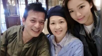 64岁香港知名男星疑有新恋情！丧偶已有5年，好友爆料：应该快了