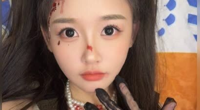 曾艳芬再怼丝芭：不碰带货不牟利，老娘不怕挨骂