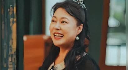 三婚三离，患上癌症，54岁女演员李菁菁晒出近照瘦到认不出！