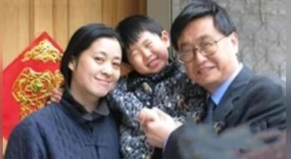 倪萍儿子虎子：眼睛已痊愈，1妈2爹都在国内发展，已是美国高材生