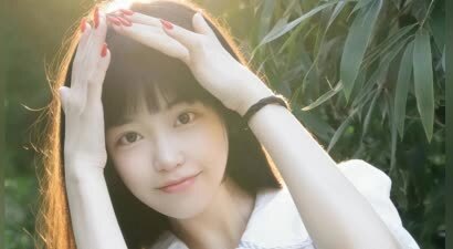 司晓迪回应与鹿晗关系：只是朋友，合照是醉酒聚会玩笑