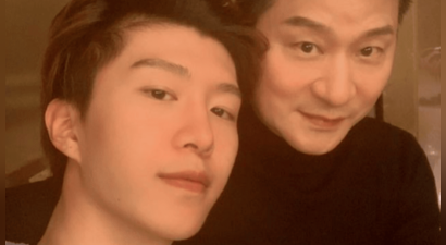 范丞丞75岁爸爸婚宴状态惊呆网友：穿潮牌敬酒头发乌黑，比57岁显年轻