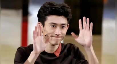 被女网红点名后，一言不发的张一山，终不再顾及所谓的体面