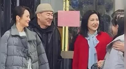 陈建斌见了陆毅俩女儿，满脸羡慕根本藏不住，蒋勤勤更是两眼放光