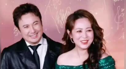 沈腾夫妇慈善晚会太反差！他戴老花镜像大叔，王琦瘦了20斤，尖下巴抢镜