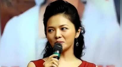 曾是央视知名主持，如今桂林街头买菜！她的选择为何让人深思？