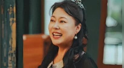 三婚三离，患上癌症，54岁女演员李菁菁晒出近照瘦到认不出！