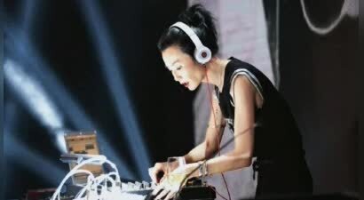 网传张曼玉加盟《浪姐2026》引全网狂欢！芒果台回应：不知此事