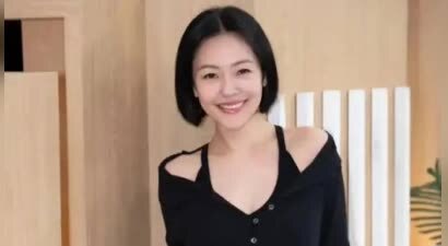 小S献花缅怀曹西平：很多人都会无法忘怀你疯狂可爱的灵魂