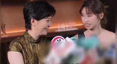 徐帆被指遭养女疏远？放淡事业陪护19年，她的托举不输亲生母亲