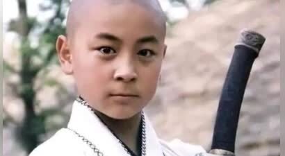 释小龙疑似酒驾引热议！叫了代驾却临门一脚，侥幸心理最致命