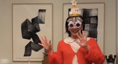 孙艺珍生日，小腹隆起疑似二胎，被3岁儿子唱生日歌逗得大笑