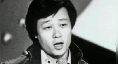 71岁寇世勋现状，晚年和原配一家生活，二房随3名子女远在国外