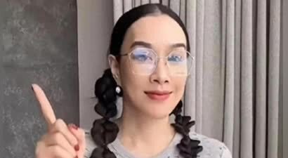 55岁钟丽缇看着好像变样了，整个人的状态和以往比反差还挺明显的